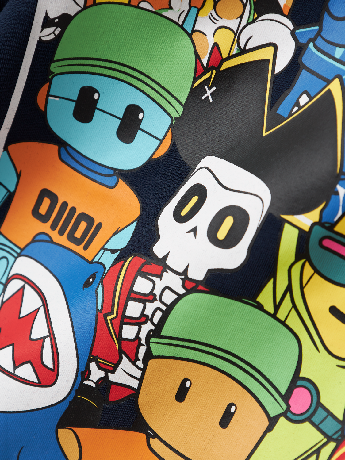 model_shot-front_full